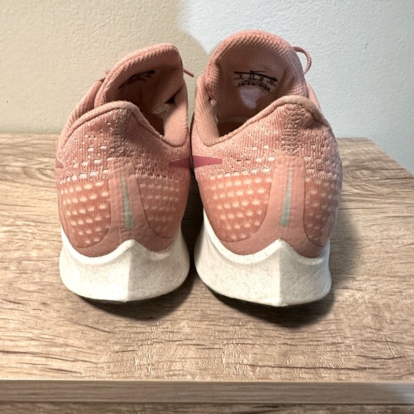 Women’s Nike Zoom Pegasus 35 - Picture 5 of 8